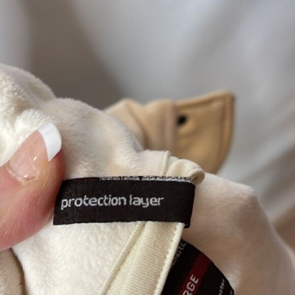 Avalanche Cream/Checkered Weather Shield Protection Layer Jacket. Size Large. - Picture 12 of 14